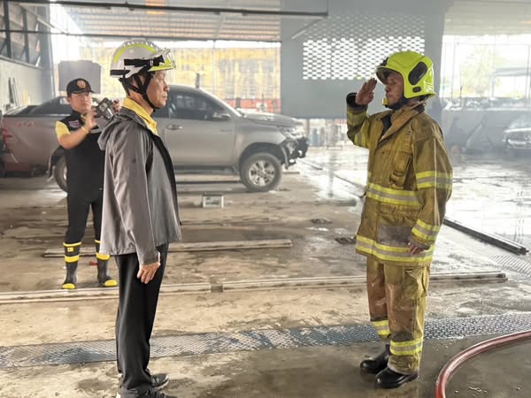 เช้าวันนี้ (16.12.67) นายประเสริฐ บุญประสพ นายกเทศมนตรีนครสุ ... Image 1