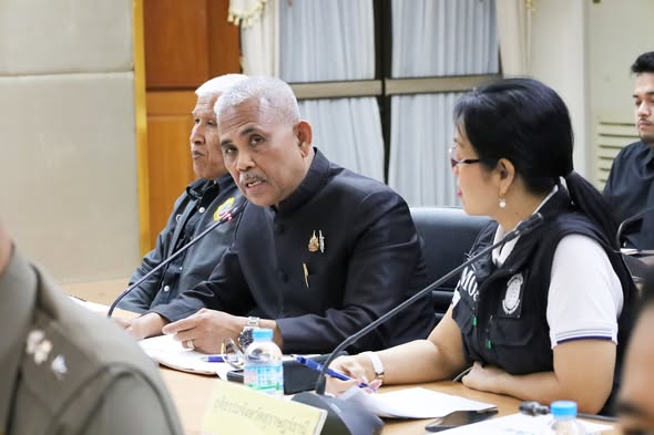 ประชุมคณะกรรมการรักษาความมั่นคง และความสงบเรียบร้อย จังหวัดส ... Image 1