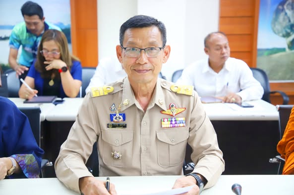 เทศบาลฯ ร่วมประชุมหารือตามความร่วมมือด้านการท่องเที่ยวข้ามภู ... Image 1