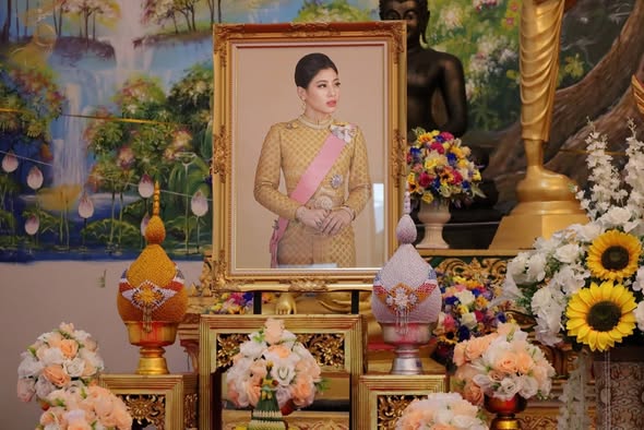 พิธีเจริญพระพุทธมนต์ เฉลิมพระเกียรติสมเด็จพระเจ้าลูกเธอ เจ้า ... Image 1