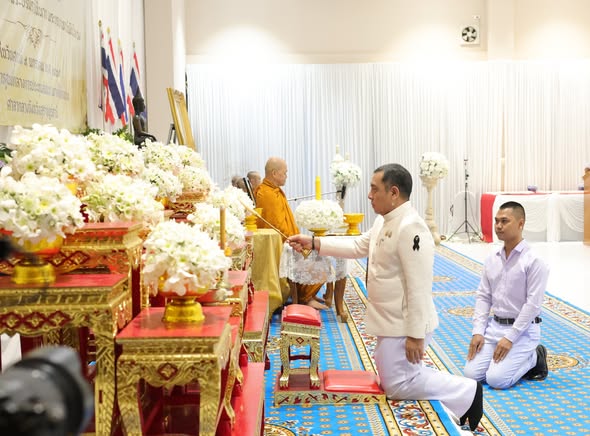 เทศบาลนครสุราษฎร์ธานี ร่วมโครงการ “ร้อยใจไทย สืบสานราชธรรม ท ... Image 1