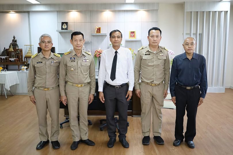 วันนี้ (19 ม.ค. 69) ณ สำนักงานสรรพากรพื้นที่สุราษฎร์ธานี ๑ อ ... Image 1