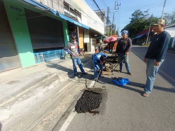 เทศบาลนครสุราษฎร์ธานี โดยสำนักช่าง ดำเนินงานด้านต่าง ๆ เพื่อ ... รูปภาพ 1