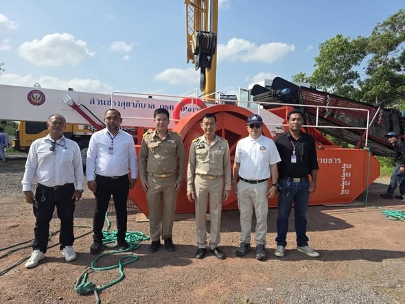 นายกแป๊ะ ลงพื้นที่ ตรวจการทำงานเรือกำจัดผักตบชวา Image 1