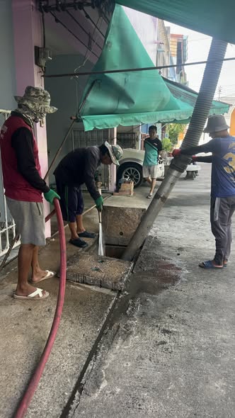 เทศบาลนครสุราษฎร์ธานี โดยสำนักช่าง ดำเนินงานด้านต่าง ๆ เพื่อ ... รูปภาพ 1