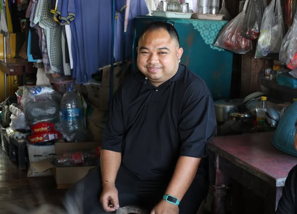 เทศบาลนครสุราษฎร์ธานี ลงพื้นที่บริการทำบัตรประจำตัวคนพิการที ... Image 1