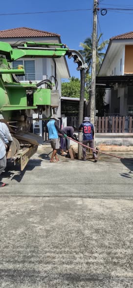 เทศบาลนครสุราษฎร์ธานี โดยสำนักช่าง ดำเนินงานด้านต่าง ๆ เพื่อ ... Image 1