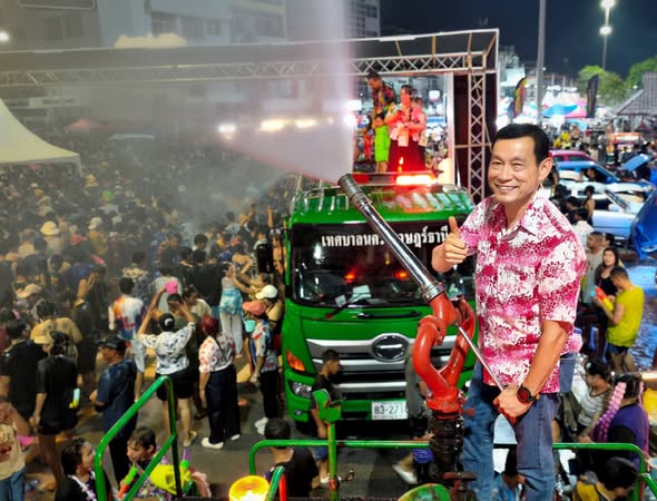 สงกรานต์สุราษฎร์ฯ วันที่ 3 ไม่มีแผ่ว รูปภาพ 1