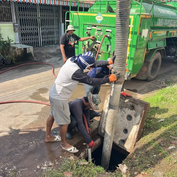 เทศบาลนครสุราษฎร์ธานี โดยสำนักช่าง ดำเนินงานด้านต่างๆเพื่อคว ... รูปภาพ 1