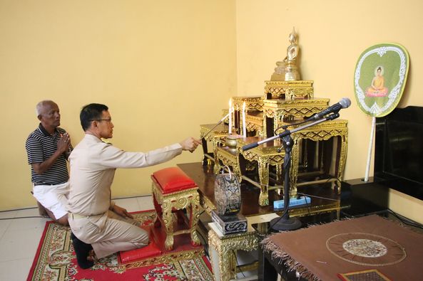 รดน้ำศพคุณพ่อกำพล นิลเขต รูปภาพ 1