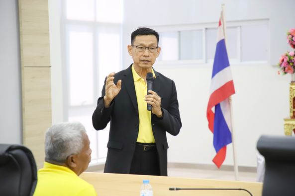 นายกแป๊ะ ให้การต้อนรับคณะศึกษาดูงานจาก อบต. โคกเคียน จ.นราธิ ... Image 1