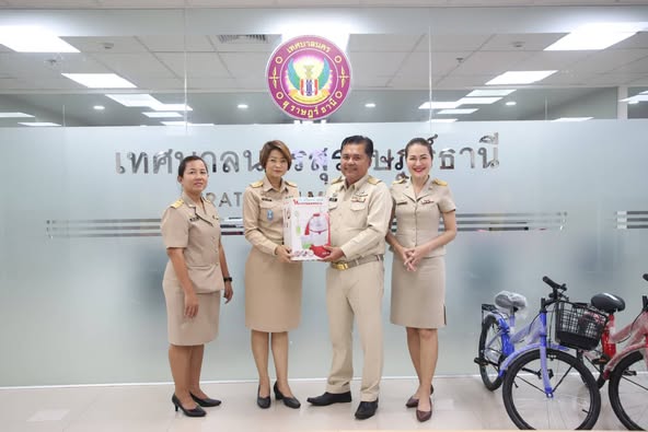 วันนี้ (27 ม.ค. 68) เทศบาลนครสุราษฎร์ธานี มอบรางวัลให้แก่ผู้ ... Image 1