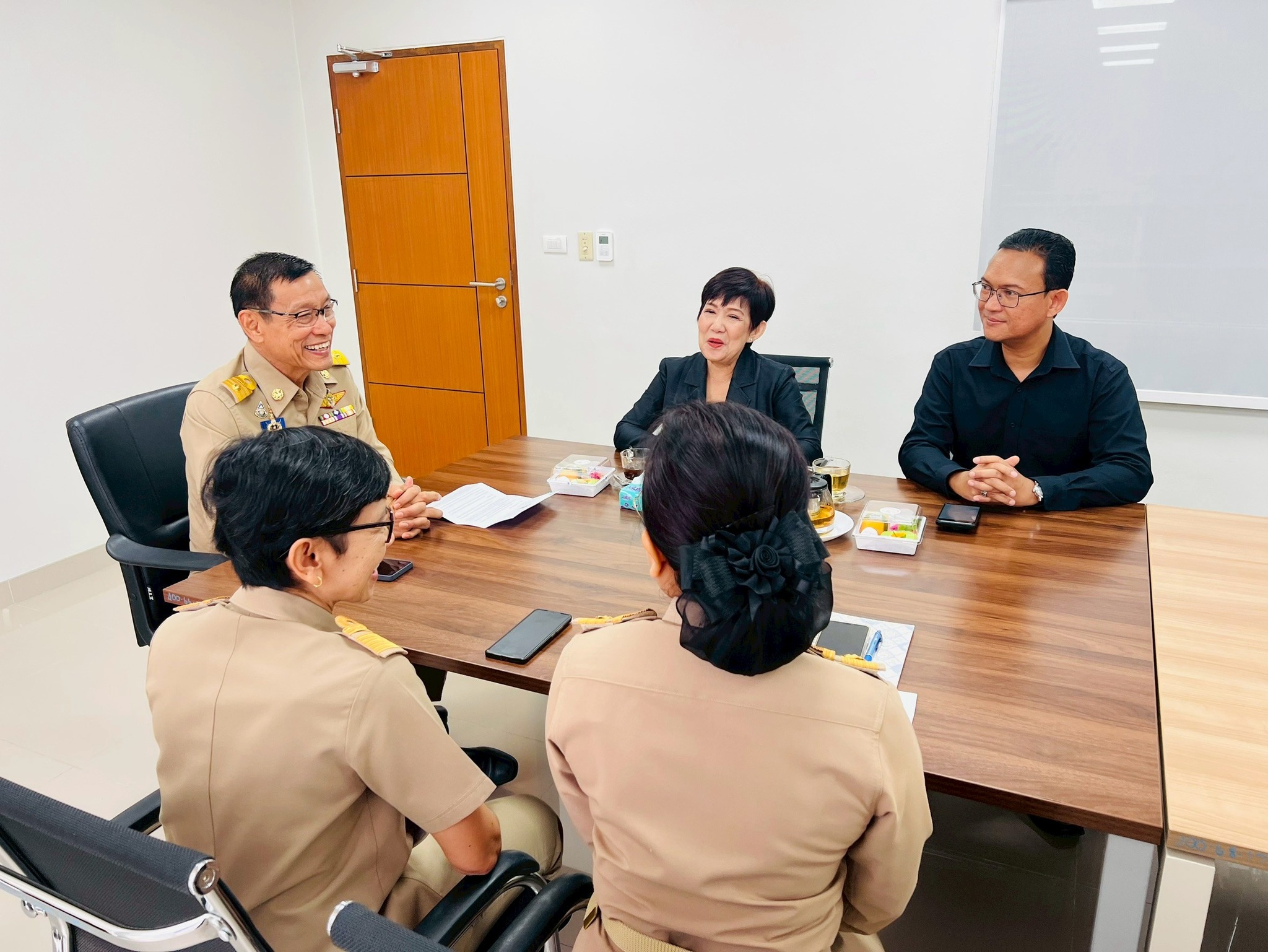 วันที่ 18 พฤษภาคม 2569 นายประเสริฐ บุญประสพ นายกเทศมนตรีนครส ... รูปภาพ 1