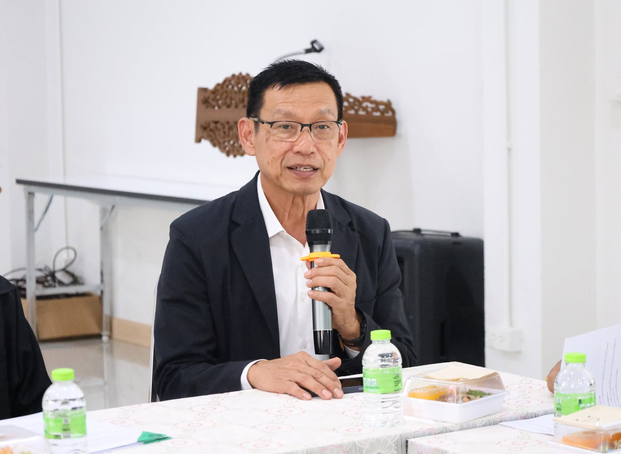 การประชุมคณะกรรมการศูนย์พัฒนาคุณภาพชีวิตและส่งเสริมอาชีพผู้ส ... รูปภาพ 1