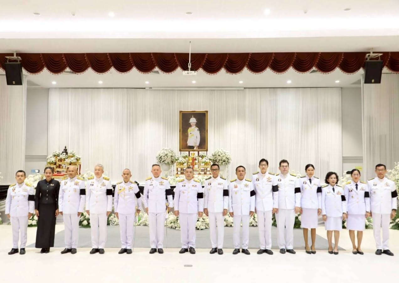 พิธีถวายน้ำสรงพระศพเบื้องหน้าพระรูปสมเด็จพระเจ้าลูกเธอ เจ้าฟ ... Image 1