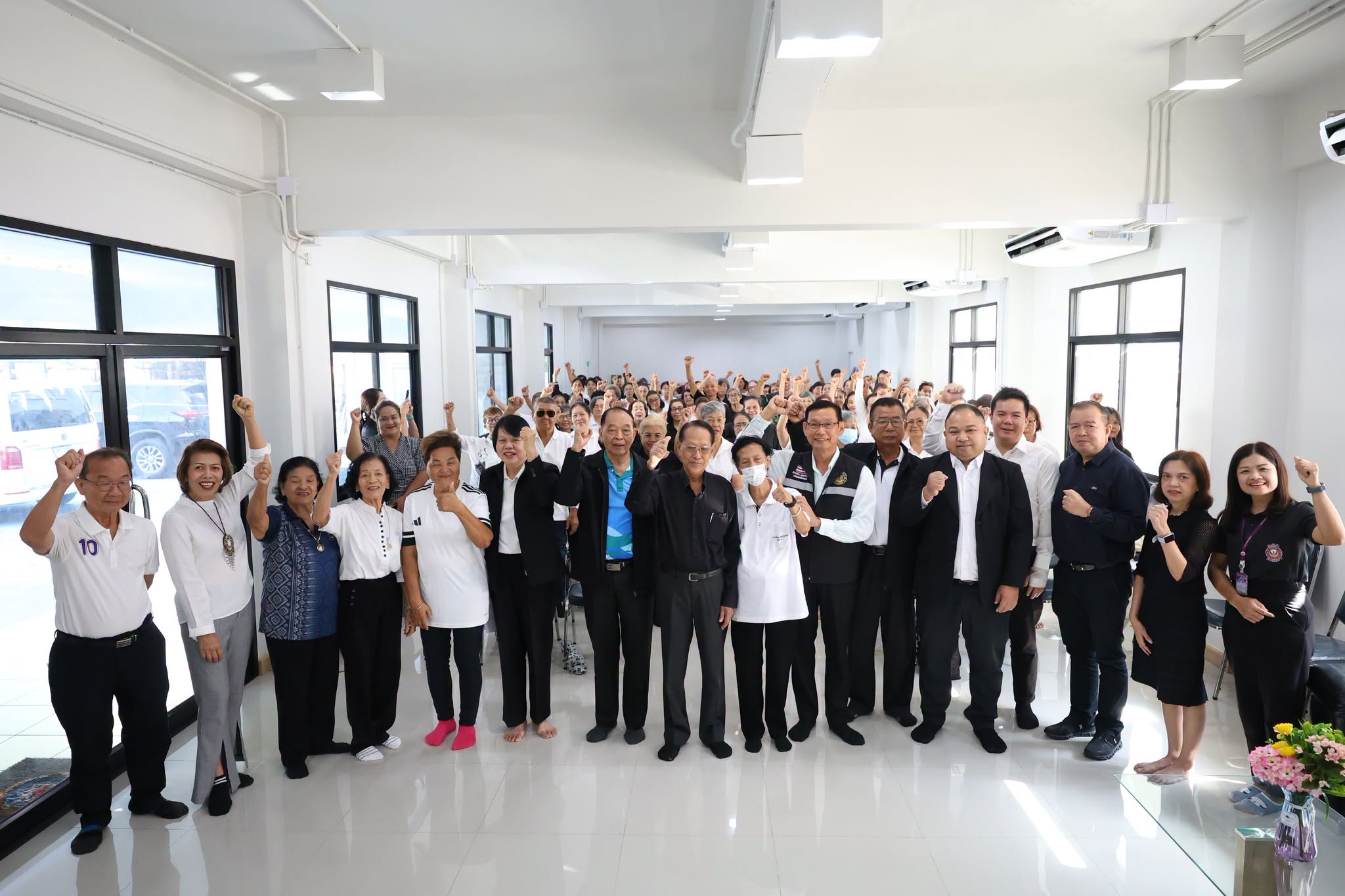 โครงการผู้สูงอายุสุขภาพดี มีความสุข ประจำปีงบประมาณ พ.ศ. 256 ... Image 1