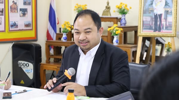ประชุมคณะกรรมการศูนย์พัฒนาคุณภาพชีวิตและส่งเสริมอาชีพผู้สูงอ ... Image 1