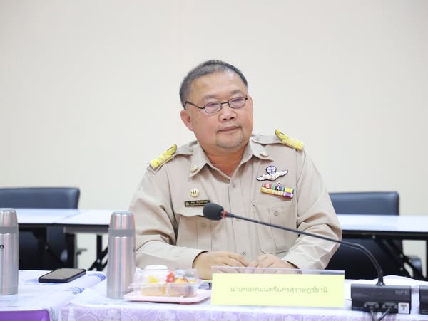 การประชุมการพิจารณาคัดเลือกครู หรือเจ้าหน้าที่ในจังหวัดที่สม ... Image 1