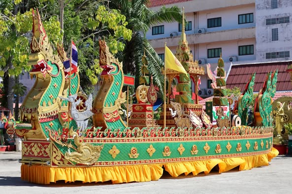 วัดในเขตเทศบาลนครสุราษฎร์ธานี ที่จะร่วมขบวนแห่เรือพนมพระทางบ ... Image 1