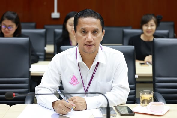 เทศบาลนครสุราษฎร์ธานี ร่วมประชุมเตรียมความพร้อมการจัดพิธีบำเ ... รูปภาพ 1