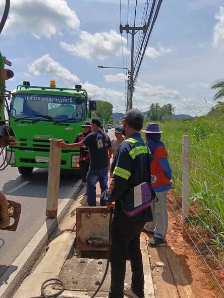 เทศบาลนครสุราษฎร์ธานี โดยสำนักช่าง ดำเนินงานด้านต่างๆเพื่อคว ... Image 1