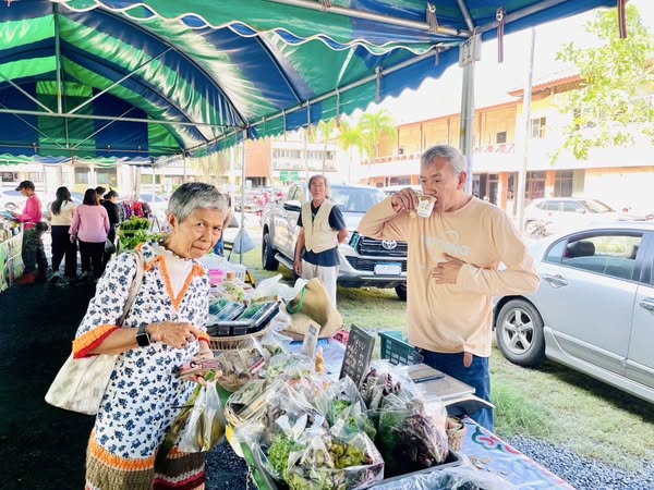พรุ่งนี้เชิญมาช้อปสินค้า ตลาดนัดวันอังคาร เทศบาลนครสุราษฎร์ธ ... Image 1