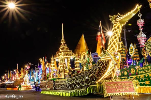 ชมเรือพนมพระงาม ยามค่ำคืน ที่สุราษฎร์ธานี Image 1