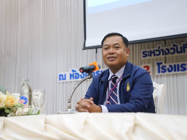 อบรมเจ้าพนักงานผู้ดำเนินการเลือกตั้งประจำหน่วยเลือกตั้ง ในกา ... Image 1