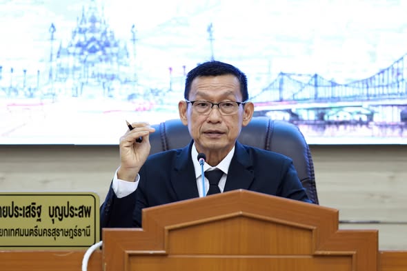 วันนี้ (24 พ.ย. 68) นายประเสริฐ บุญประสพ นายกเทศมนตรีนครสุรา ... Image 1