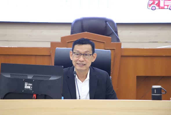 เทศบาลฯ ประชุมเตรียมการจัดกิจกรรมฉลองวันเด็กแห่งชาติ ประจำปี ... รูปภาพ 1