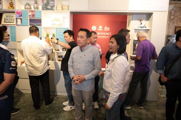 เทศบาลนครสุราษฎร์ธานี จัดโครงการเสริมสร้างสมรรถนะสู่ความเป็น ... Image 1