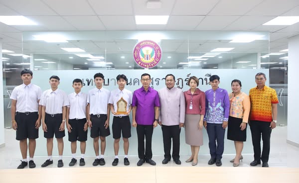 วันนี้ (6 มีนาคม 2568) ณ สำนักงานเทศบาลนครสุราษฎร์ธานี (ชั้น ... Image 1