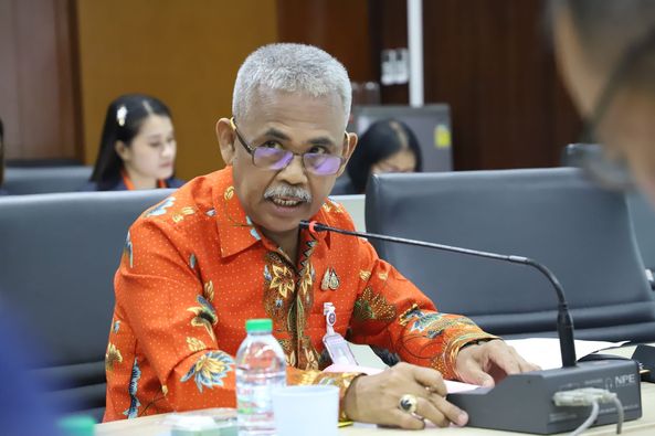 ประชุมคณะกรรมการควบคุมการขนส่งทางบก ประจำจังหวัดสุราษฎร์ธานี ... รูปภาพ 1