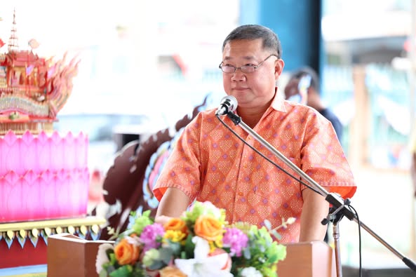 ขบวนแห่เรือพนมพระจำลอง และพิธีเปิดการประกวดเรือพนมพระจำลอง ค ... รูปภาพ 1