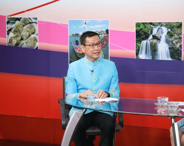 เทศบาลนครสุราษฎร์ธานี โดยนายประเสริฐ บุญประสพ นายกเทศมนตรีนค ... Image 1