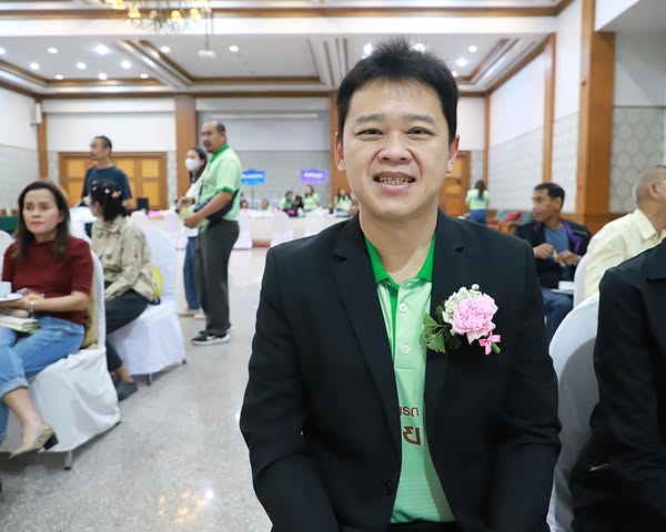 เทศบาลฯ ร่วมเปิดพิธีการประมูลหมายเลขทะเบียนรถจังหวัดสุราษฎร์ ... Image 1