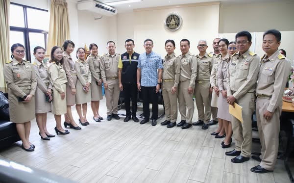 วันที่ 3 มกราคม 2568 เทศบาลนครสุราษฎร์ธานี โดยนายประเสริฐ บุ ... รูปภาพ 1