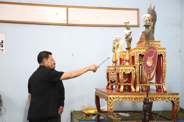 เทศบาลนครสุราษฎร์ธานี ร่วมมอบเงิน 30,000 บาท แก่สมาชิกกองทุน ... รูปภาพ 1