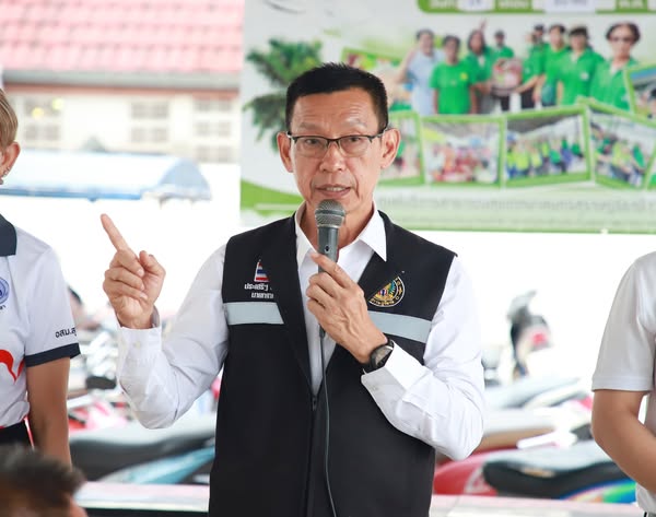 กิจกรรมส่งเสริมสุขภาพของชมรมผู้สูงอายุฝั่งบางใบไม้ ณ ศูนย์บร ... Image 1