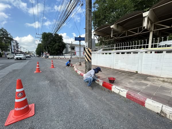 เทศบาลนครสุราษฎร์ธานี โดยสำนักช่าง ดำเนินงานด้านต่างๆ เพื่อค ... รูปภาพ 1