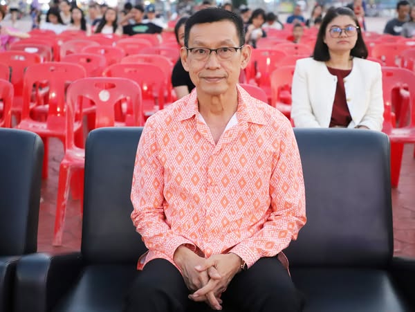 การแสดงมินิคอนเสิร์ตสุดมันส์ “โครงการเทศกาลดนตรี การประกวดแข ... Image 1